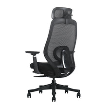 Silla ergonómica Hayate vista trasera en diagonal, con apoyabrazos 3D XL y base de nylon tipo racing
